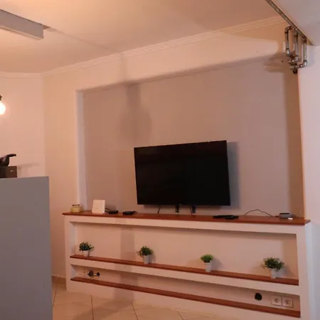 όμορφο με αυλή Apartment Thessaloniki