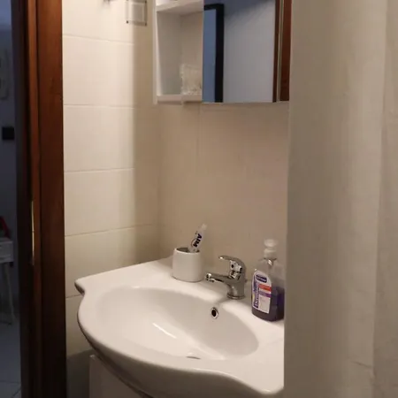 Apartment όμορφο με αυλή *
