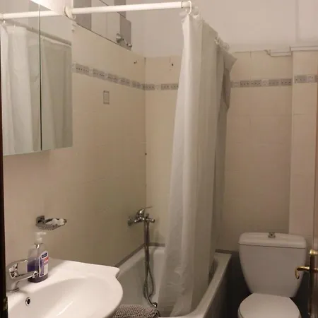 όμορφο με αυλή Apartment *